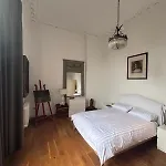 2-Bed Apartment In Central Clifton, Great Location - Period Features, High Ceilings, Balcony X2, Office, Stylish, Modern