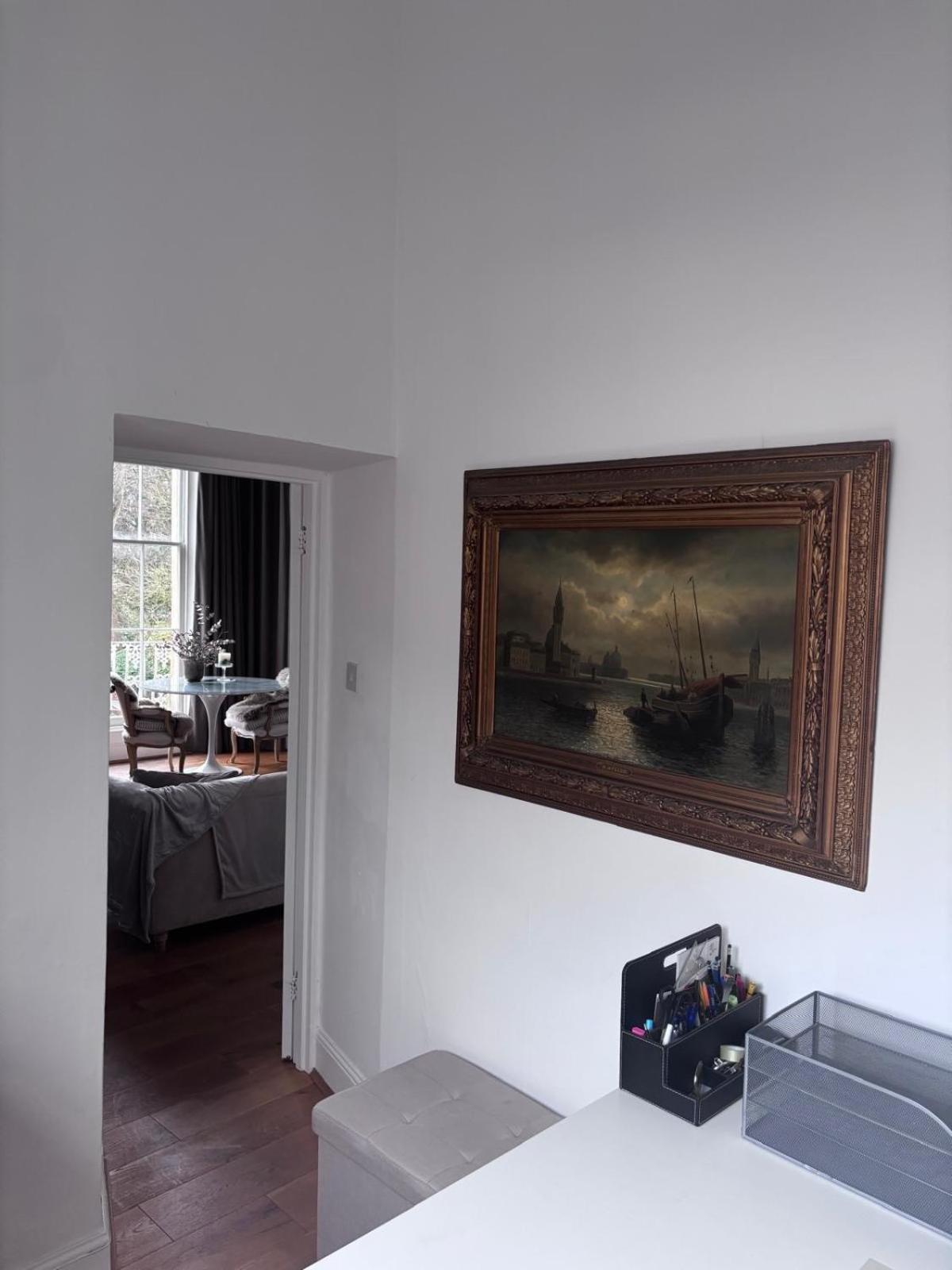Apartment 2-bed In Clifton, Great Location - Period Features, High Ceilings, Balcony X2, Office, Stylish, Modern Bristol